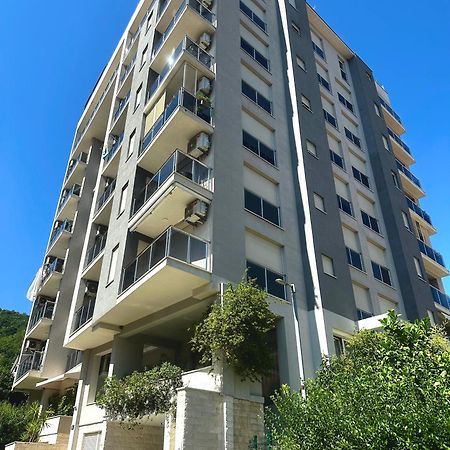 Square Inn Budva Exterior foto
